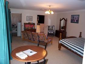 Magill Accommodation - Accommodation Main Beach 0