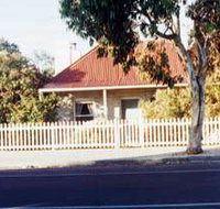 Victoria Cottage - Accommodation Main Beach