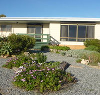Oaklands Beach House - Accommodation Main Beach