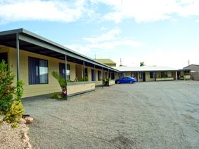 Point Turton Holiday Units - Accommodation Main Beach 0