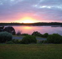 Lake View Apartments - Accommodation Main Beach