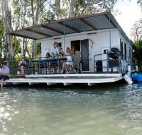 The Murray Dream Self Contained Moored Houseboat - Accommodation Main Beach
