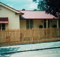 Clara's Cottage - Accommodation Main Beach