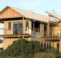 Tipara - Accommodation Main Beach
