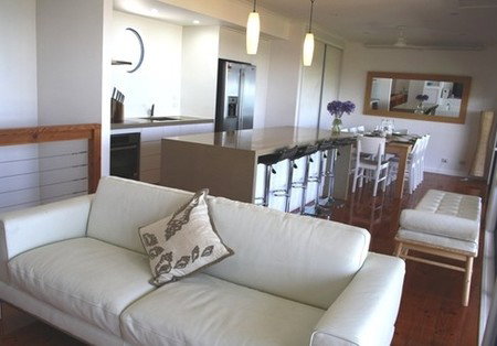 The Shore - Accommodation Main Beach 5