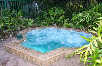 Frangipanni Bed And Breakfast - Accommodation Main Beach 1