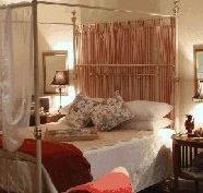 Paringa House BB Stone Cottages - Accommodation Main Beach