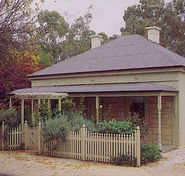 Miriams Cottage - Accommodation Main Beach