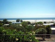 Tidal Retreat 52 - Accommodation Main Beach 1