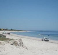Kingston Shore Villas - Accommodation Main Beach
