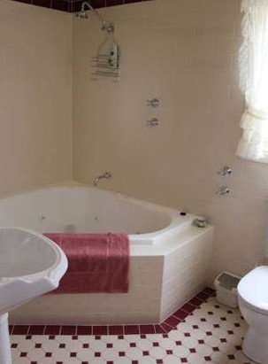 Redwing Shearer's Quarters - Accommodation Main Beach 3