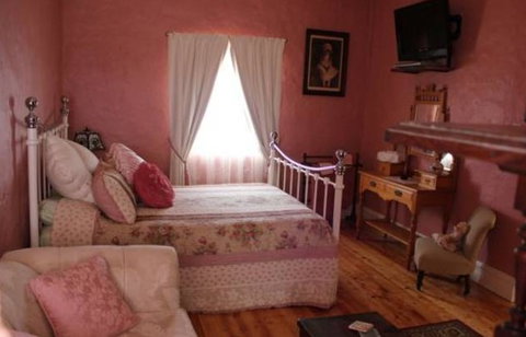 Redwing Shearer's Quarters - Accommodation Main Beach 4