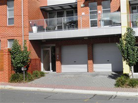 Adelaide's Norwood Apartment - Accommodation Main Beach 3
