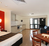 Tanunda Hotel Apartments - Accommodation Main Beach