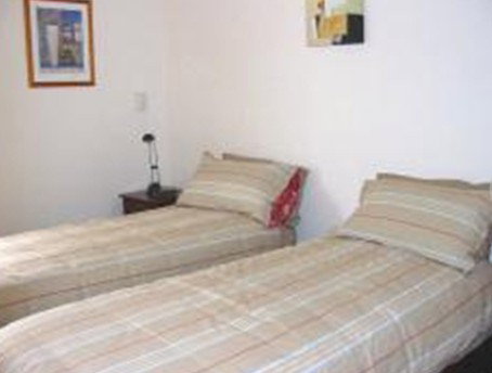 The Birches - Accommodation Main Beach 1