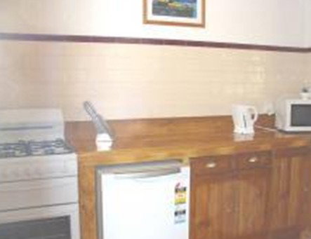 The Birches - Accommodation Main Beach 4