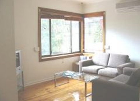 The Birches - Accommodation Main Beach 5