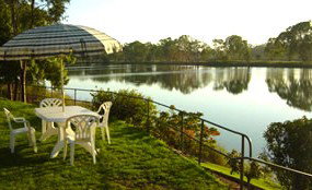 Riverfront Retreat - Accommodation Main Beach 5