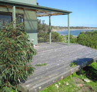 Wallaby Beach House - Accommodation Main Beach