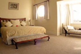 Kateland - Accommodation Main Beach 0