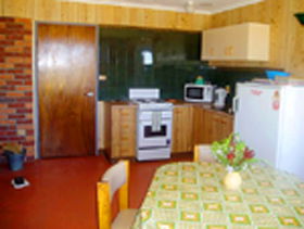 Helvetia Retreat - Accommodation Main Beach 0