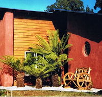 Whispering Spirit Holiday Cottages and Miniature Pony Stud - Accommodation Main Beach