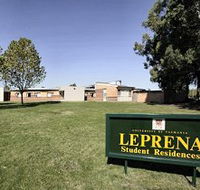 Leprena - Accommodation Main Beach