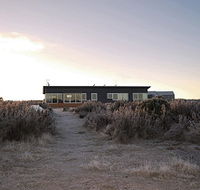Little Pine Shack - Accommodation Main Beach
