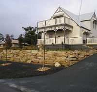 Iron Pot Cottage - Accommodation Main Beach