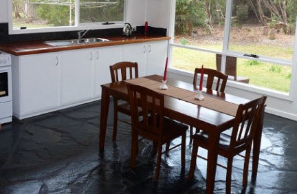 Eagles Rise Tasmania - Accommodation Main Beach 3