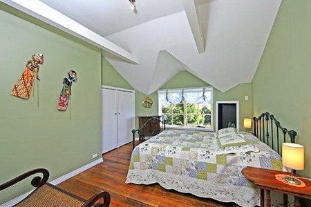 Swallows Nest Hop Kiln Guest House - Accommodation Main Beach 2