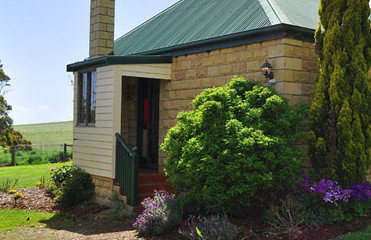 Killynaught Spa Cottages - Accommodation Main Beach 4