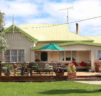 King Island Green Ponds Guest House - Accommodation Main Beach