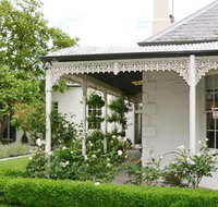 Camellia Cottage Bed  Breakfast
