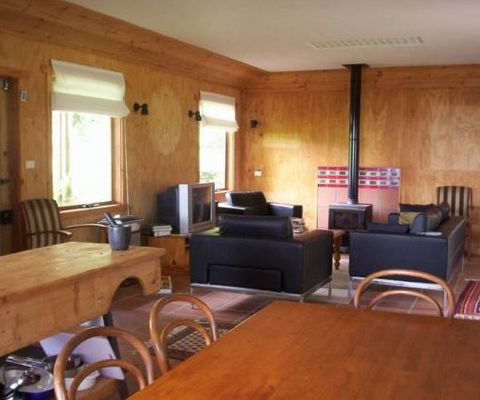 Tree Fern Lodge - Accommodation Main Beach 1