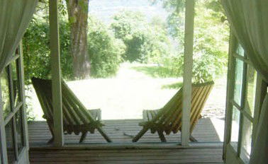 Red Dog Retreat - Accommodation Main Beach 2
