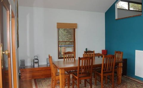 Blue Roo House - Accommodation Main Beach 4