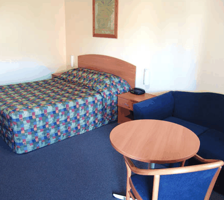 Karinga Motel - Accommodation Main Beach