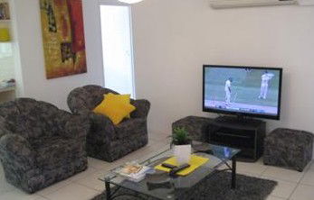 112 Olive Holiday Corporate Apartments - Accommodation Main Beach 4