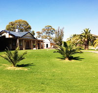 Curlwaa Caravan Park - Accommodation Main Beach