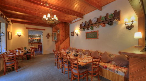 Candlelight Lodge - Accommodation Main Beach 5