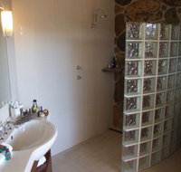 Clarendon Forest Retreat