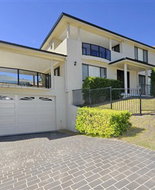 Book Malua Bay Accommodation Vacations Accommodation Main Beach Accommodation Main Beach