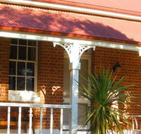 Araluen Old Courthouse Bed and Breakfast - Accommodation Main Beach