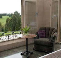 Burrawang Village Hotel - Accommodation Main Beach
