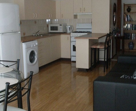 Avariella - Accommodation Main Beach 1