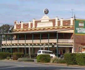 Barellan NSW Accommodation Main Beach