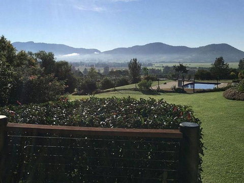 Avon View Stays - Accommodation Main Beach 3