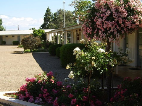 Garden Motor Inn - Accommodation Main Beach 0