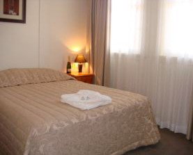 New Criterion - Accommodation Main Beach 0